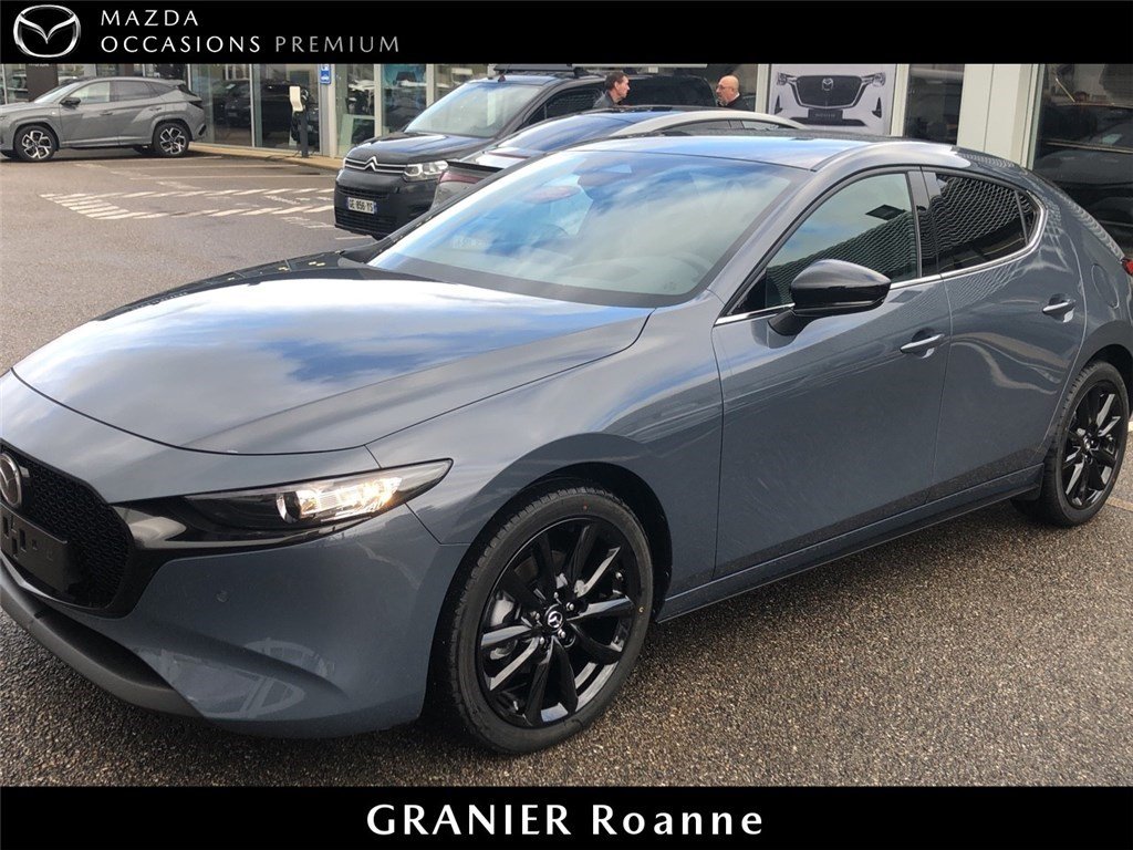 En savoir plus sur MAZDA3